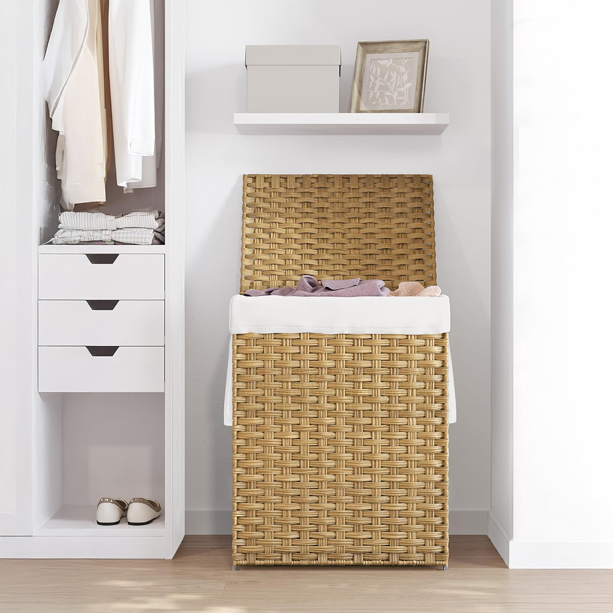 Lasa 90L Laundry Hamper with Lid, Natural Rattan - Removable Liner for Bathroom or Bedroom